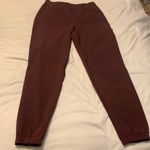 Lululemon joggers size 6